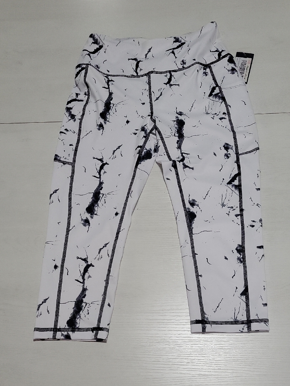 NWT UURUN Small Black and White Marble Print Leggings - Picture 5 of 6